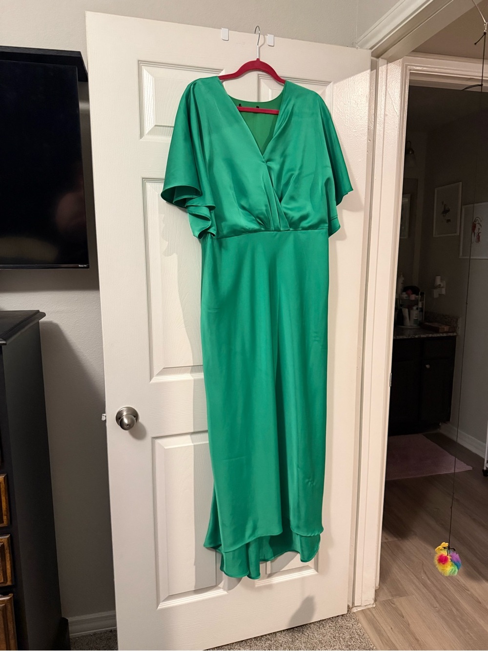 Eloquii Emerald High-Low V-Neck Flutter Sleeve Dress